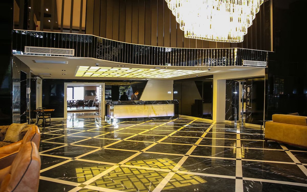 New Gate Hotel 3