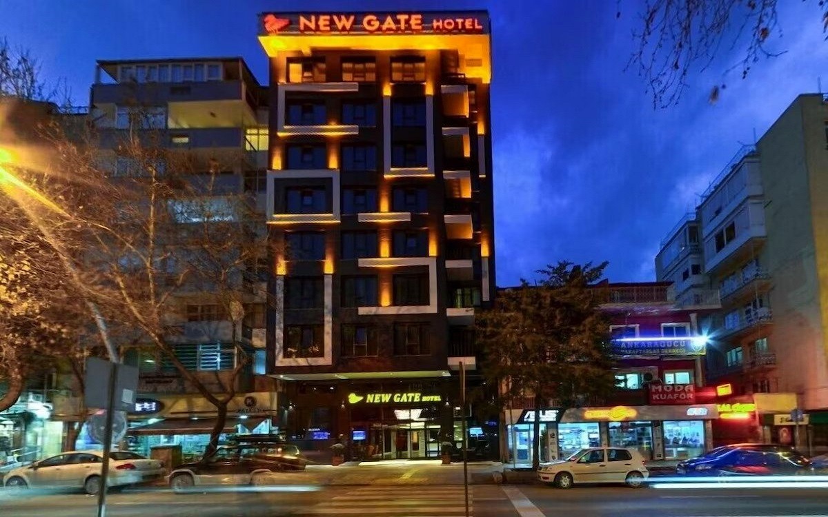 New Gate Hotel
