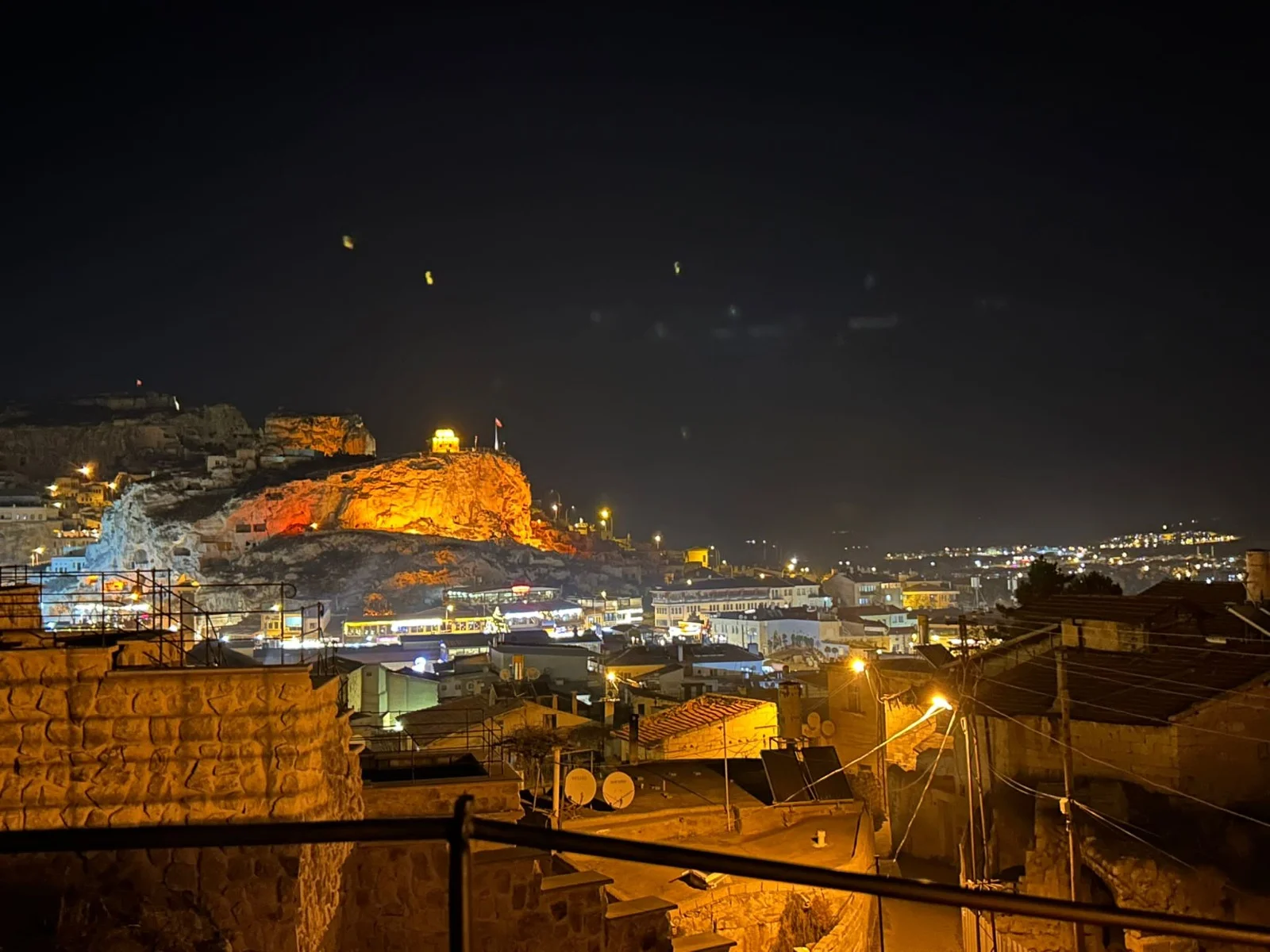 Zümrütü Anka Cave