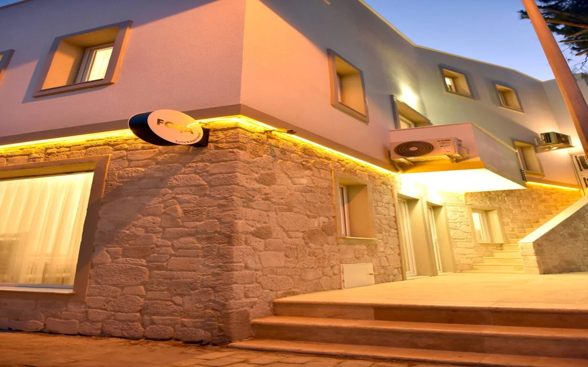 Foça Suite Apartment