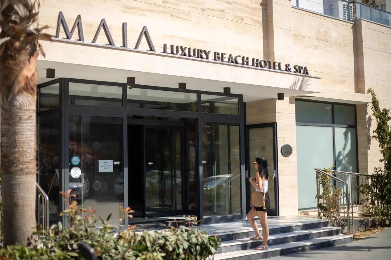 MAIA Luxury Beach Hotel & Spa 4