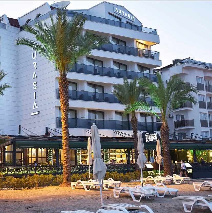 Aurasia Beach Hotel 3