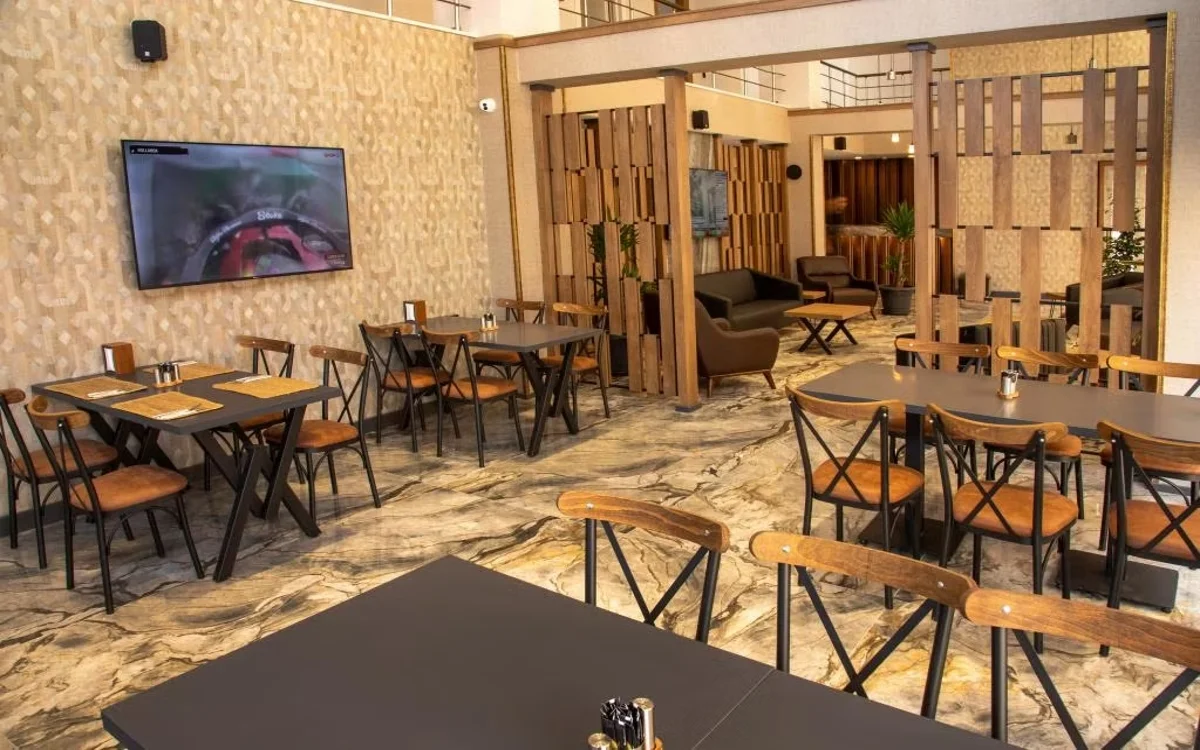 Grand Business Hotel 4