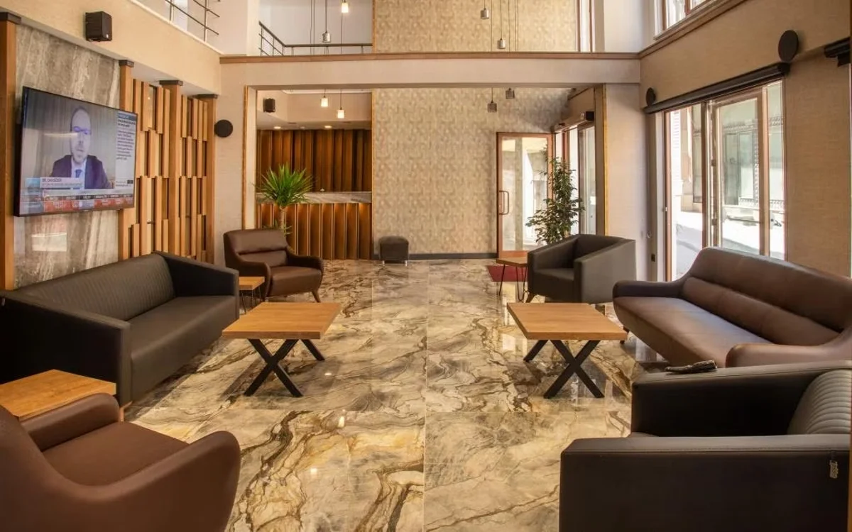 Grand Business Hotel 4