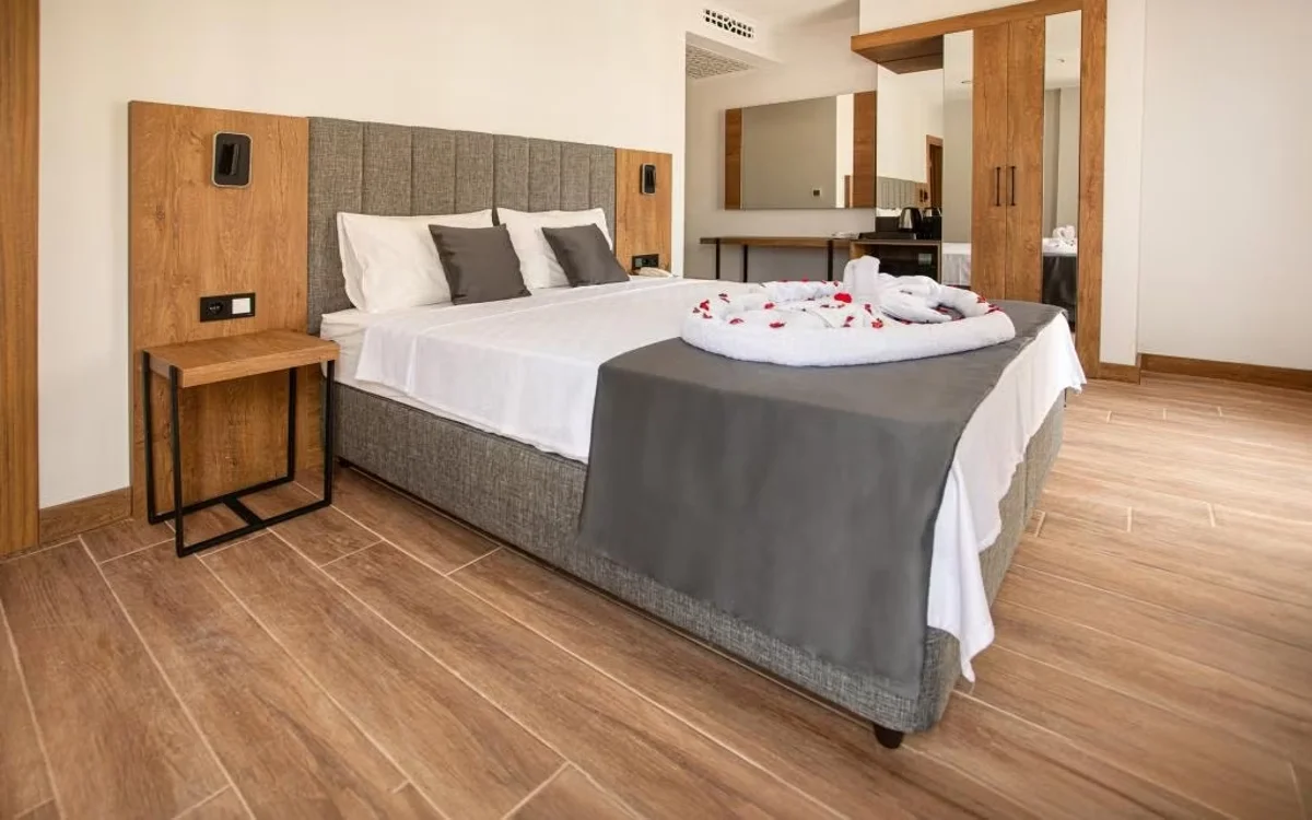 Grand Business Hotel 3