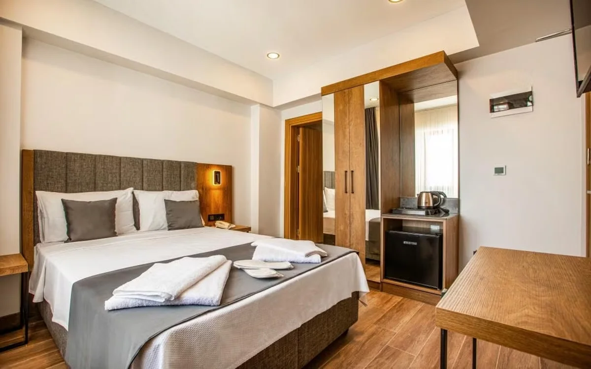 Grand Business Hotel 2