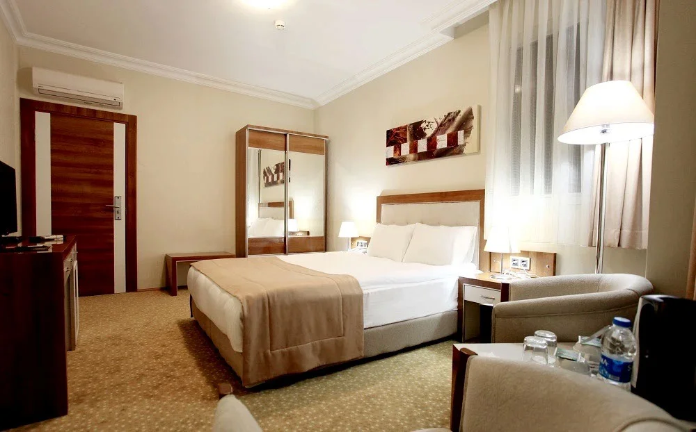  Grand Pietra Hotel 4