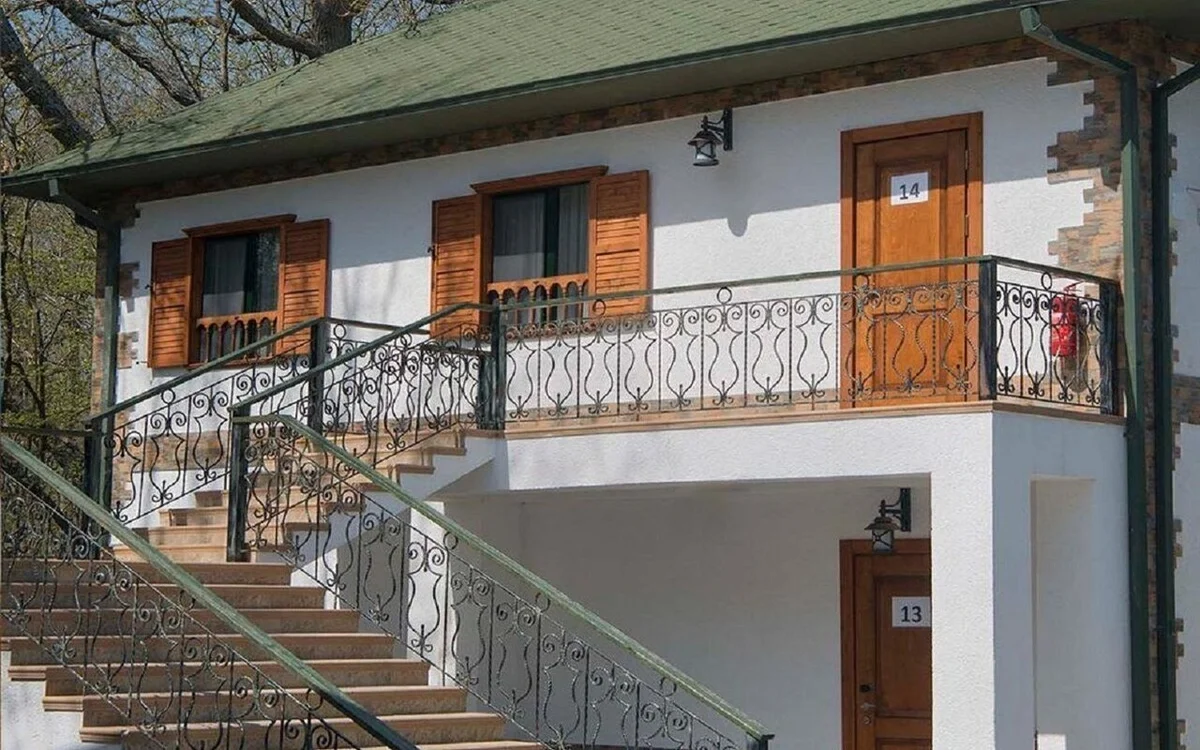 River Inn Resort and Spa 3