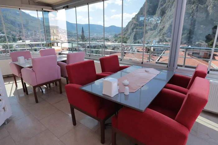Aydınlı Hotel 1