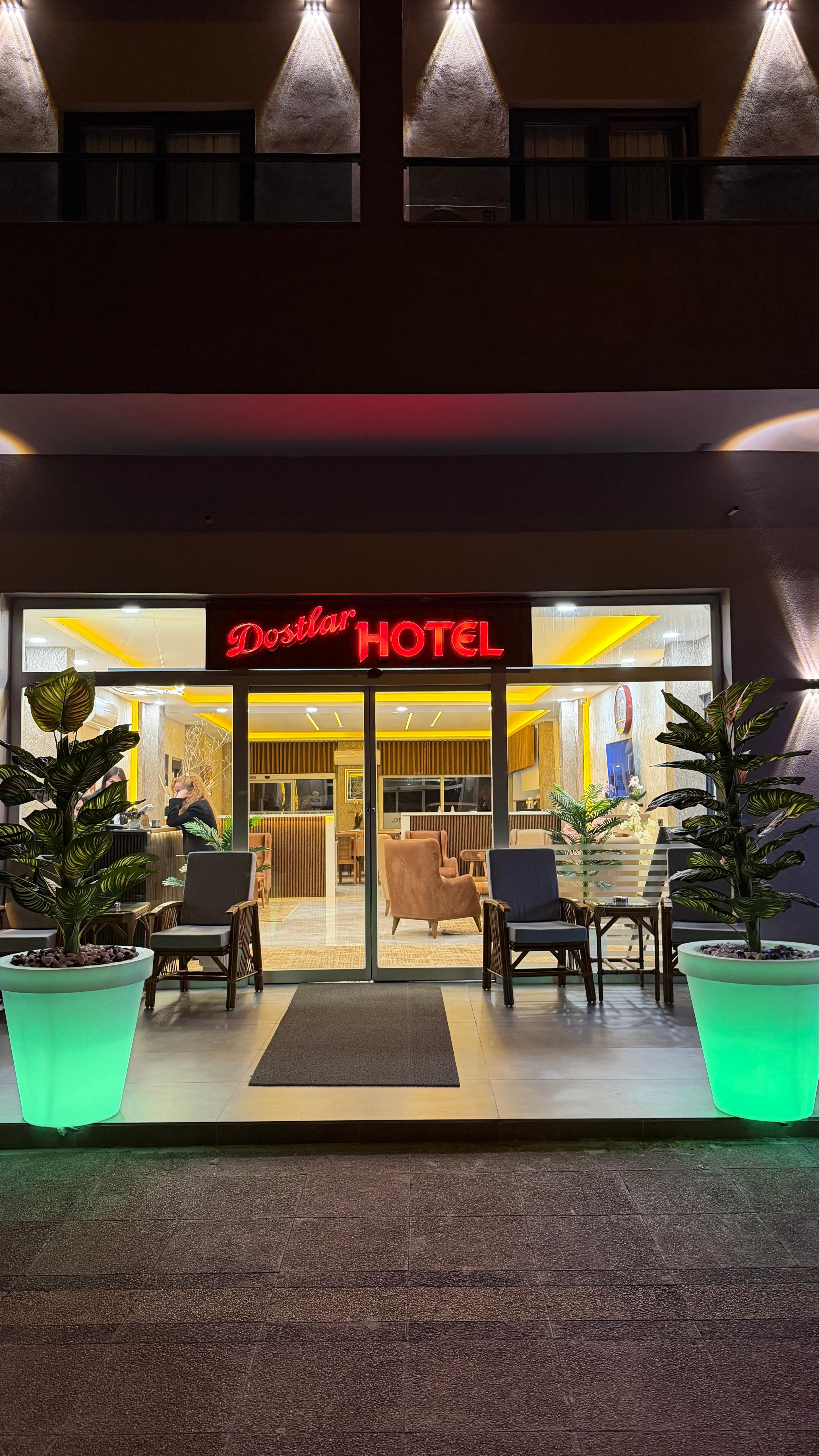 Dostlar Otel