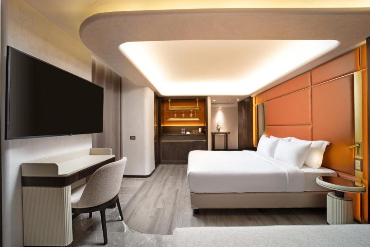 Bentley Hotel Bosphorus 3