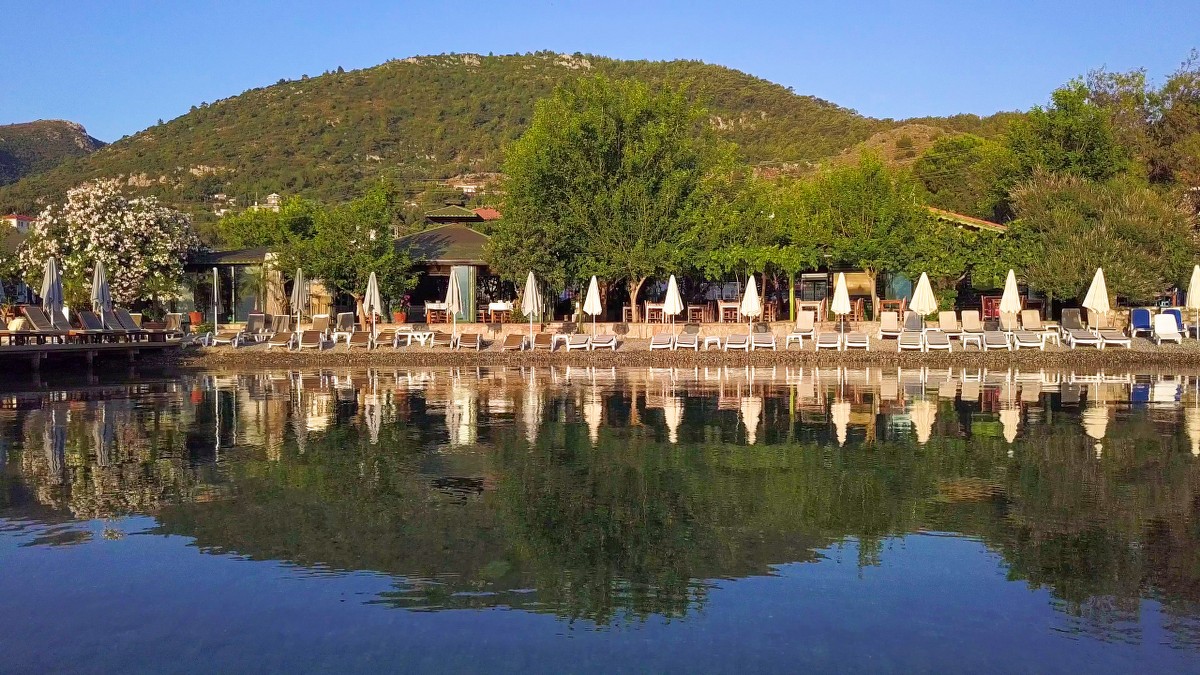 Mavi Deniz Konuk Evi 1