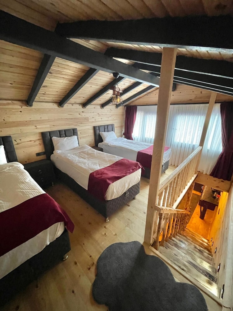 Yamaçda Otel 2
