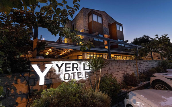 Yer'li Otel Alaçatı