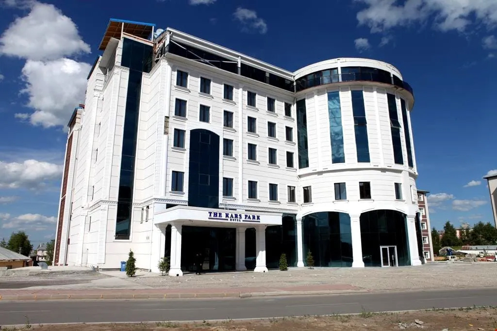 Гостиницы карс. Kars. Cheltikov Hotel. Atapark Hotel. Muck Kars.